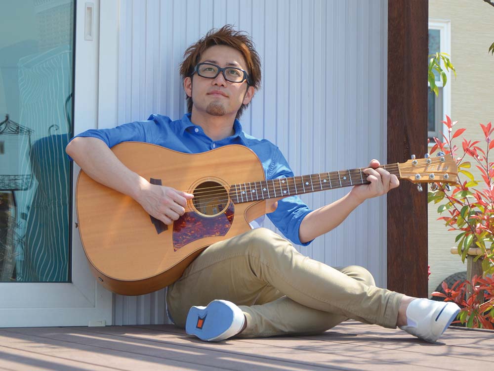 カトウトモタカ